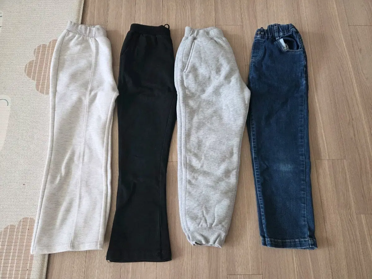 여아 바지 130사이즈