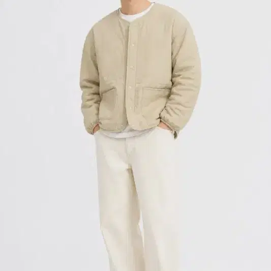 남M/아이더 22FW 아이보리 경량 퀼팅 자켓
