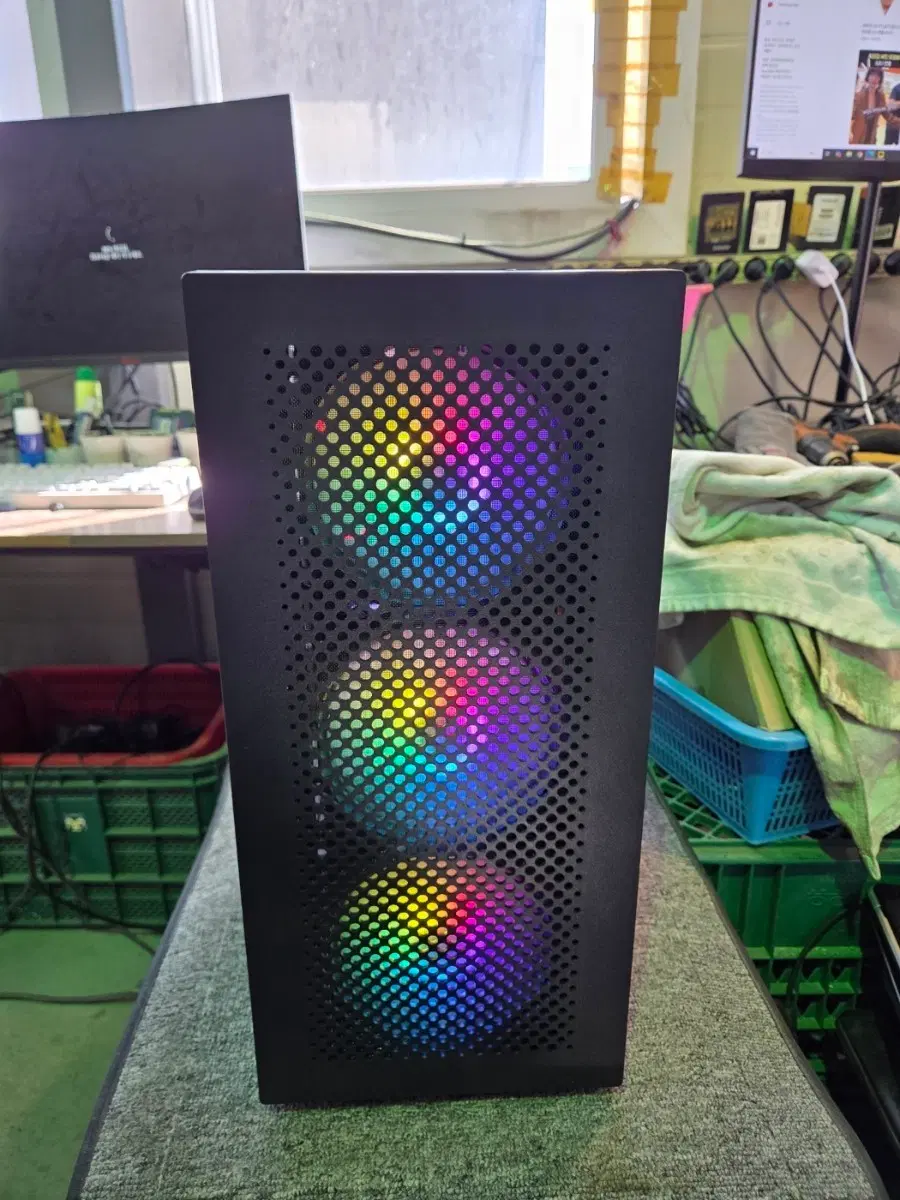 i9-9900KF RTX 2060 게이밍 PC 본체(198)