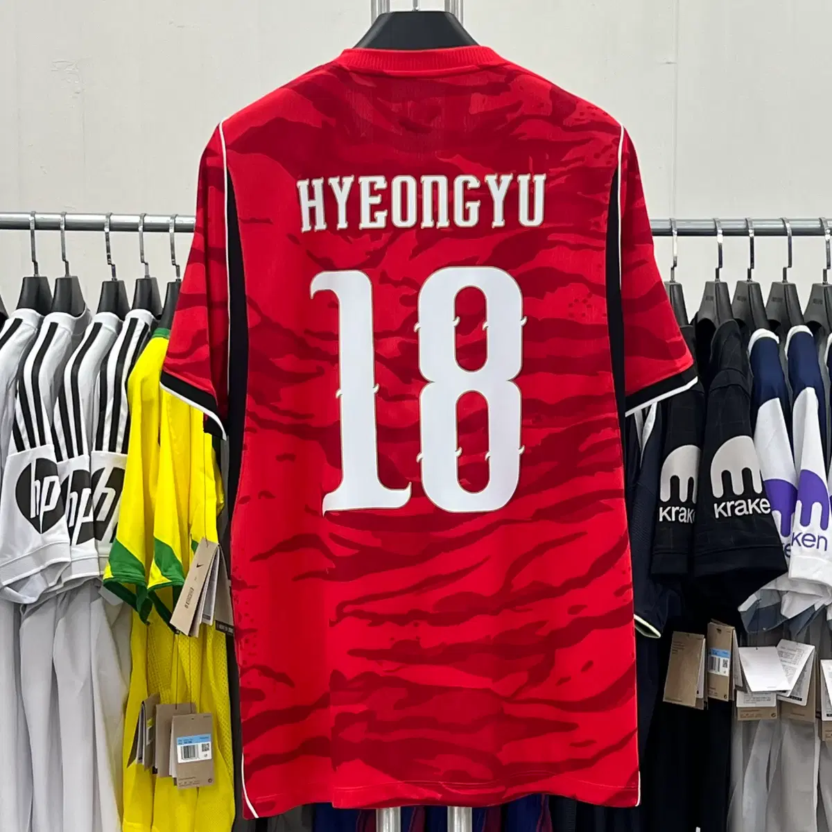 26/28 대한민국 홈 No 18 오현규 유니폼
