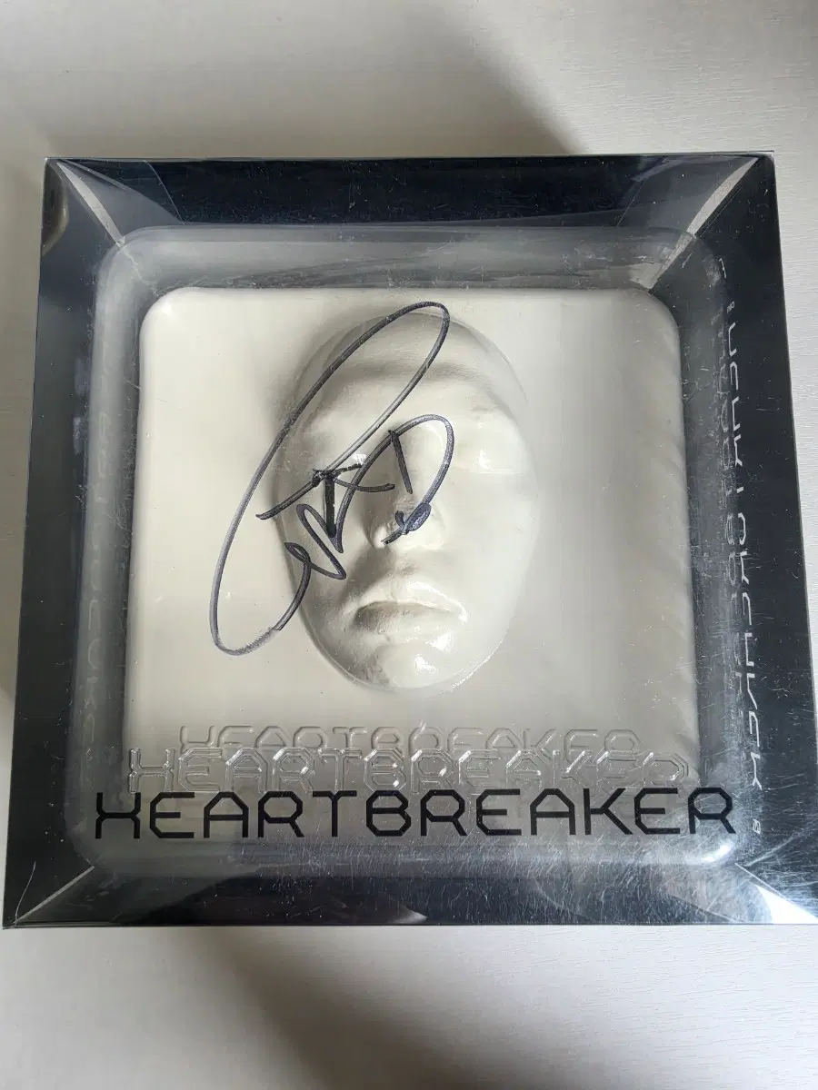 지디 지드래곤 권지용 싸인 하트브레이커 HEARTBREAKER