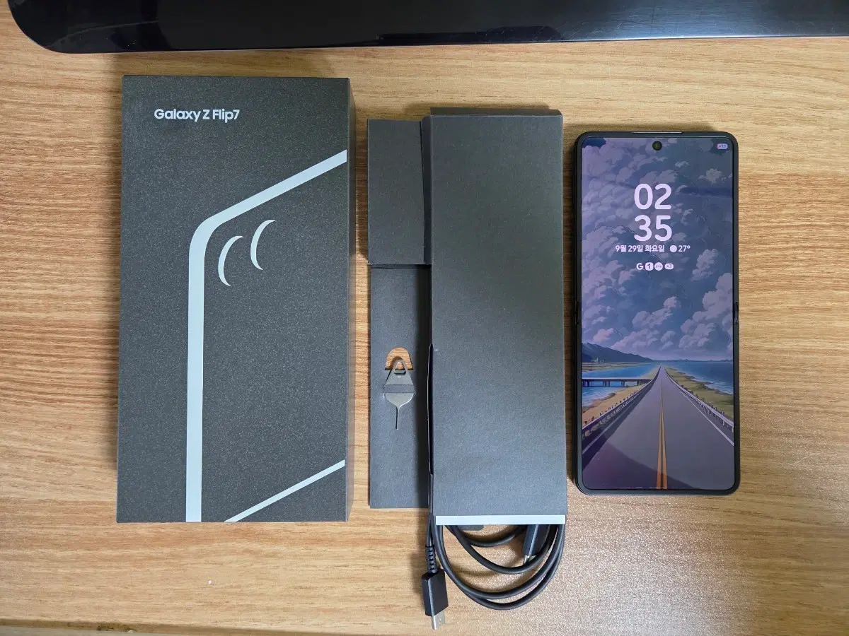 갤럭시 Z플립7 512GB 풀박스 특SS급
