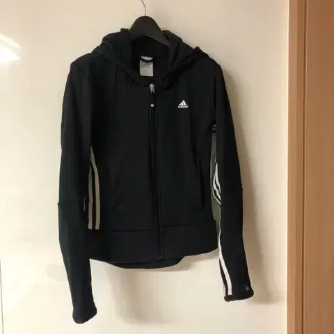 아디다스 올드스쿨 후드집업 06년도 마르신분 삼선