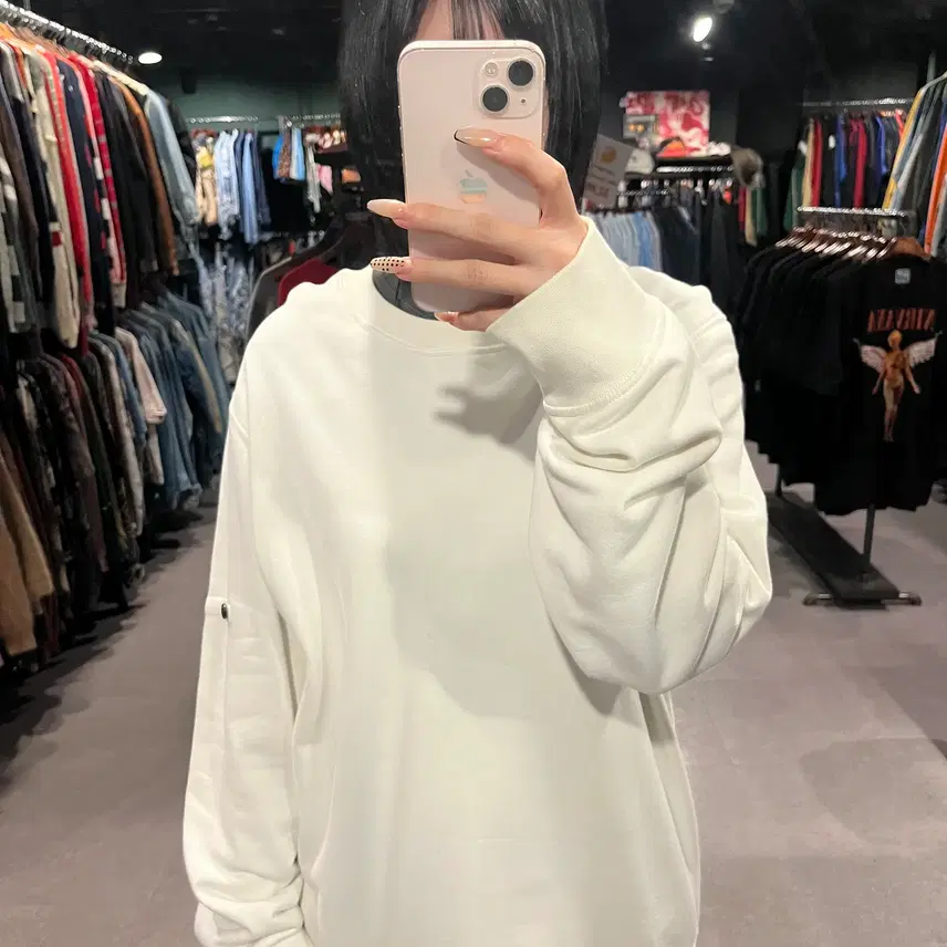 (046) STONE ISLAND ストーンアイランド アイボリーオーバーフィットマンツーマン