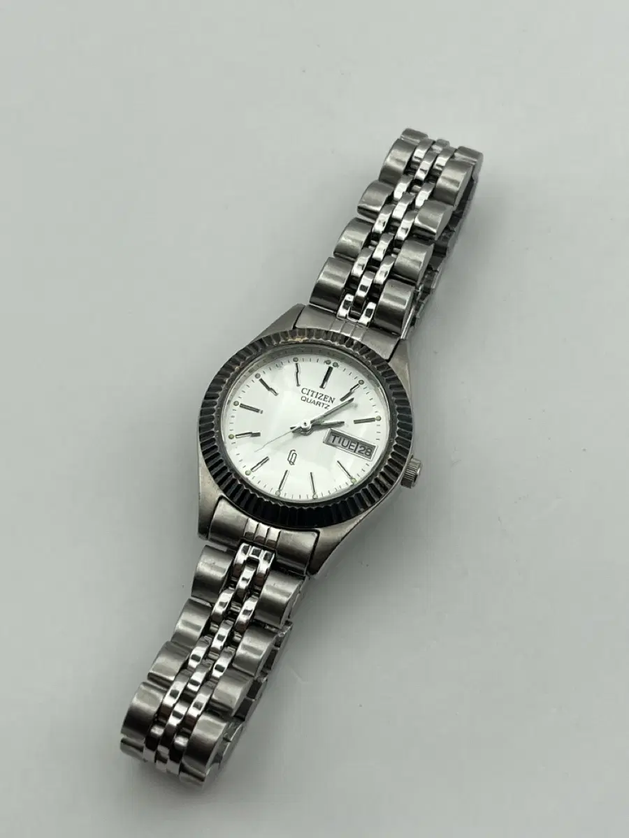 CITIZEN 1990s 여성용 데이데이트 25mm
