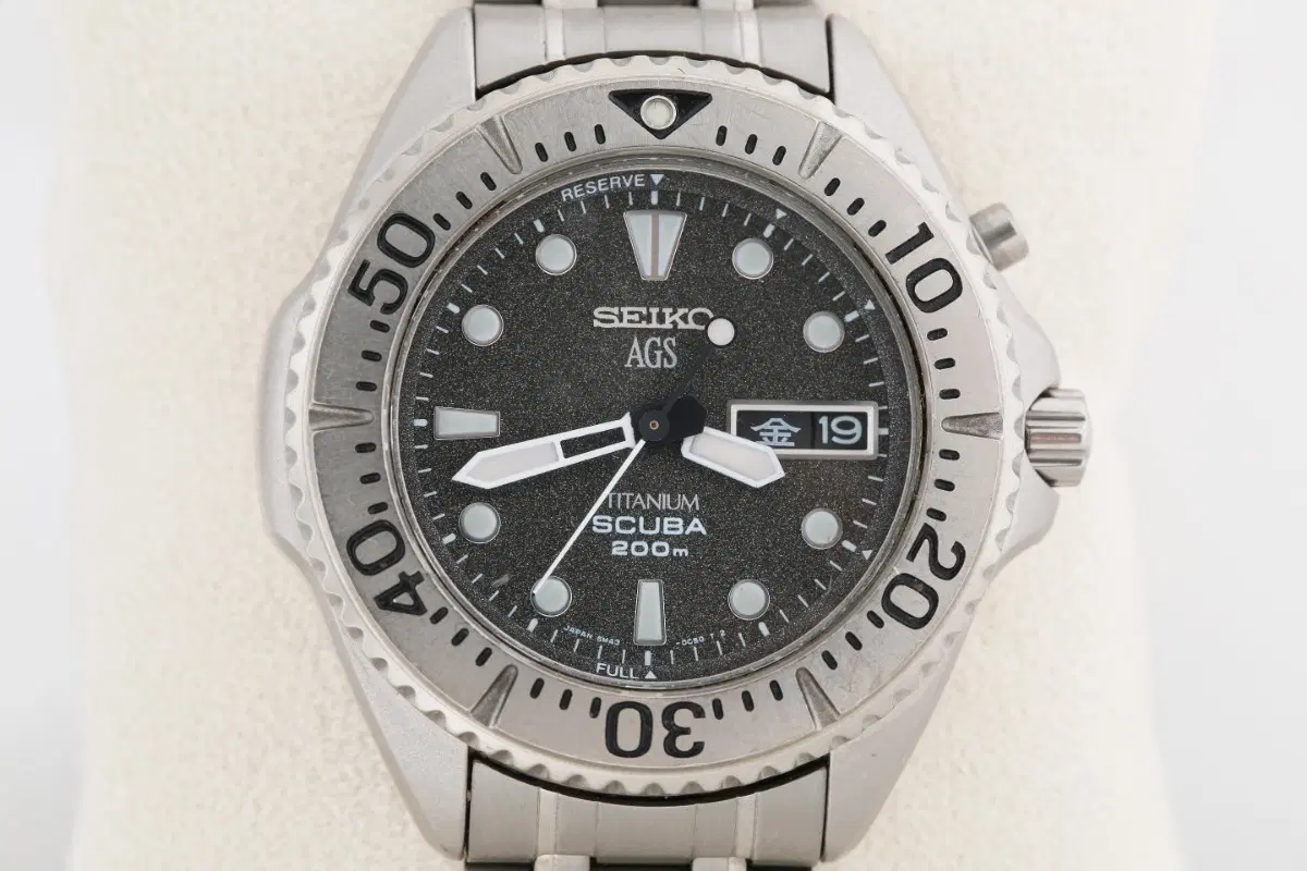 세이코 Seiko AGS 그레이 고스트 티티늄 스쿠바 200m