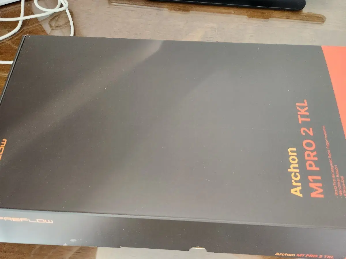 프리플로우 archon M1 PRO 2 TKL 8K 자석축 게이밍 키보드 화이트, 퀵실버 고스트