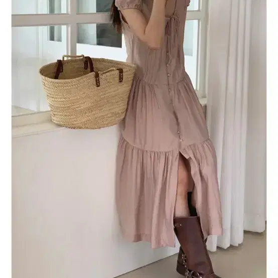 메이비베이비 쉬폰 롱 원피스 스프링콤마