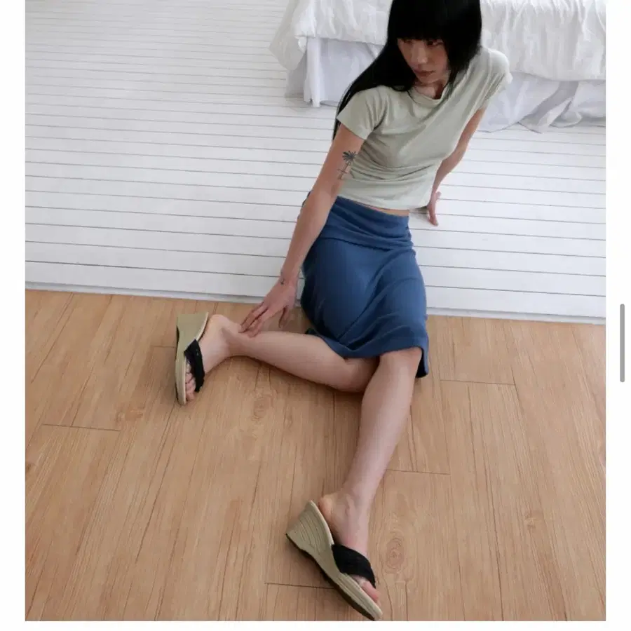 베이비랩 frill wedge mule