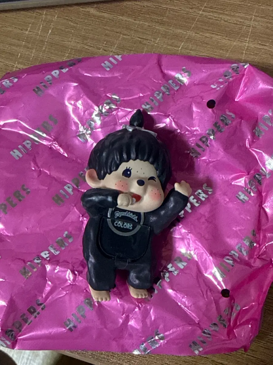몬치치 하이퍼 시크릿 펄 블랙