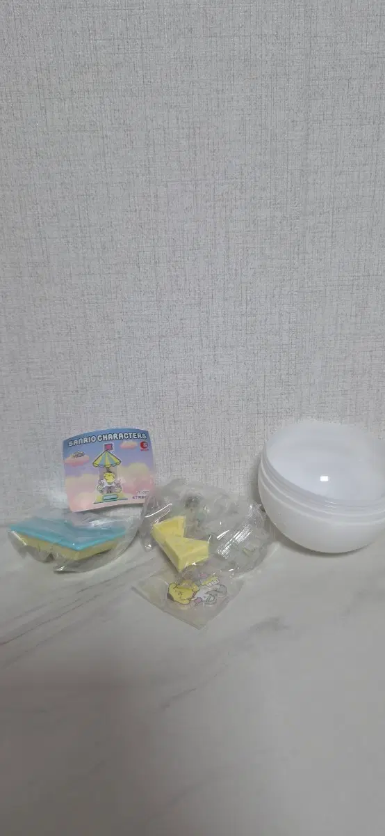 산리오 폼폼푸린 회전목마 가챠