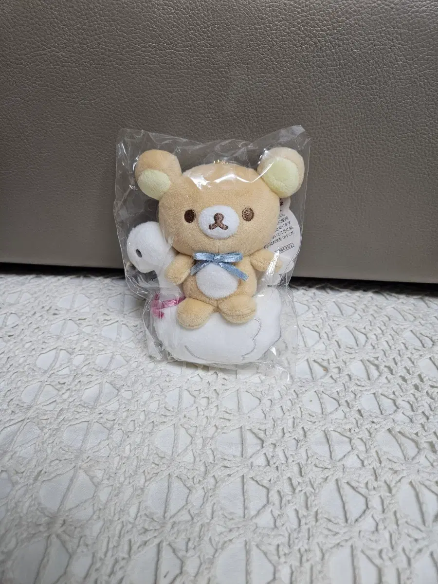 리락쿠마 백조 마스코트