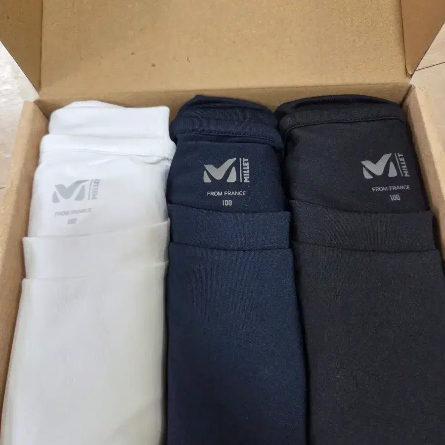 밀레 기능성 반팔 3벌