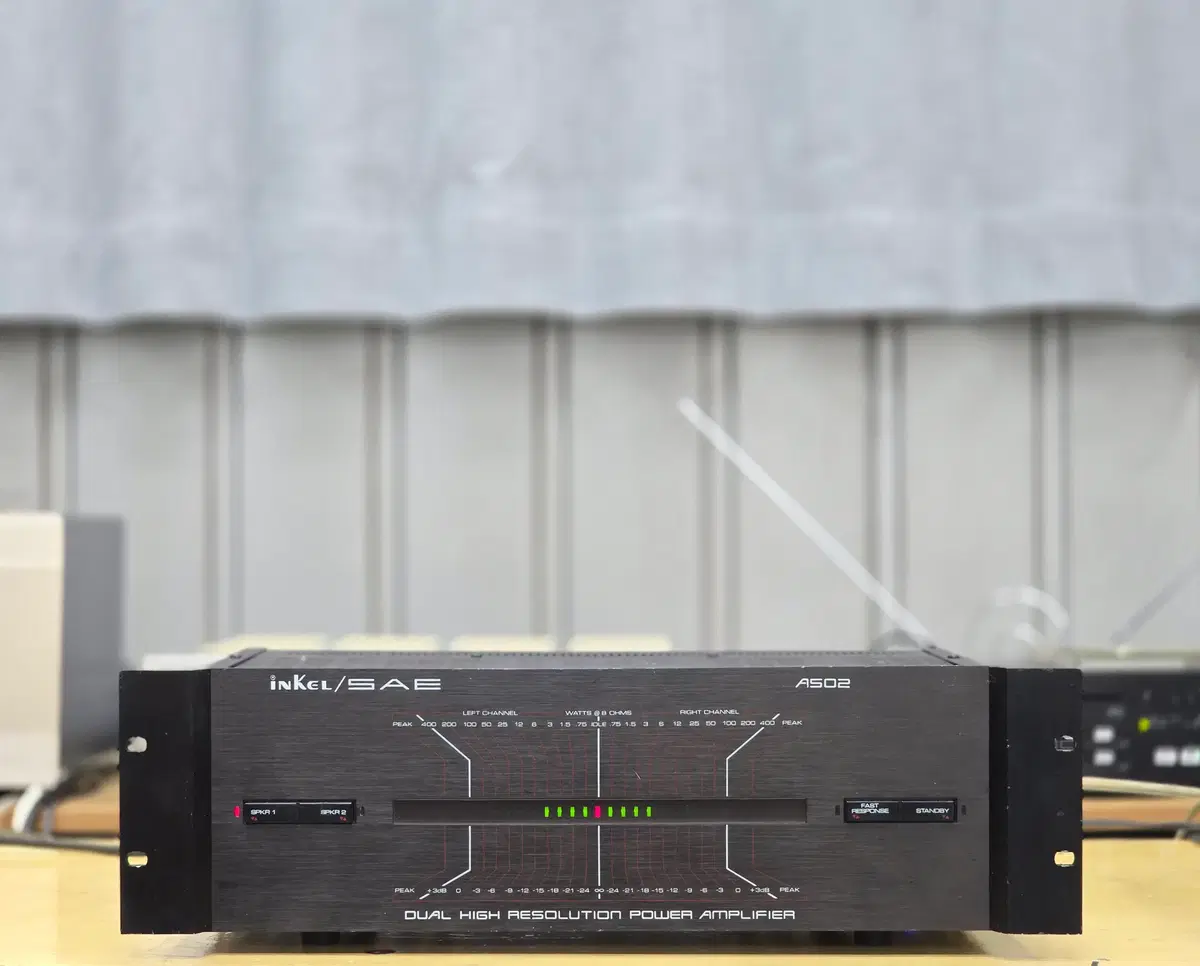 인켈 SAE 502 파워앰프