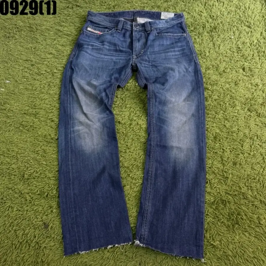 디젤 청바지 블루 워싱 스트레이트 핏 29