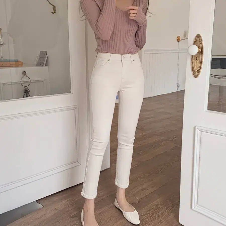 아이보리 밴딩 일자바지