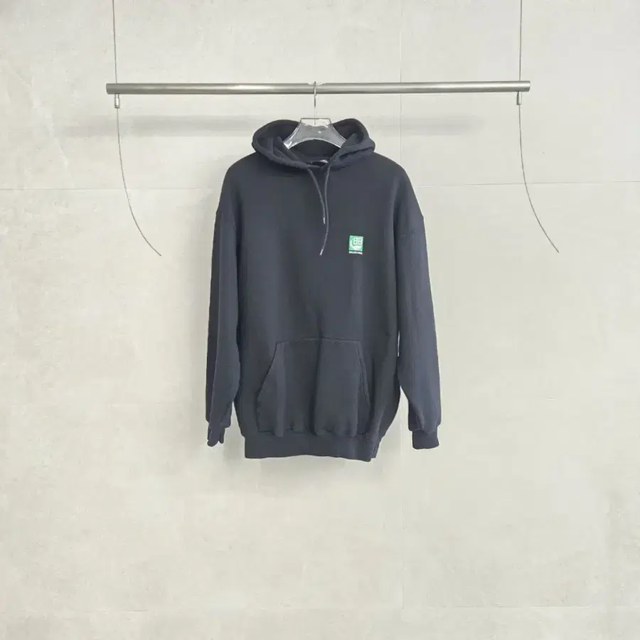 발렌시아가 BB 로고 블랙 후드 티셔츠 XS 570811