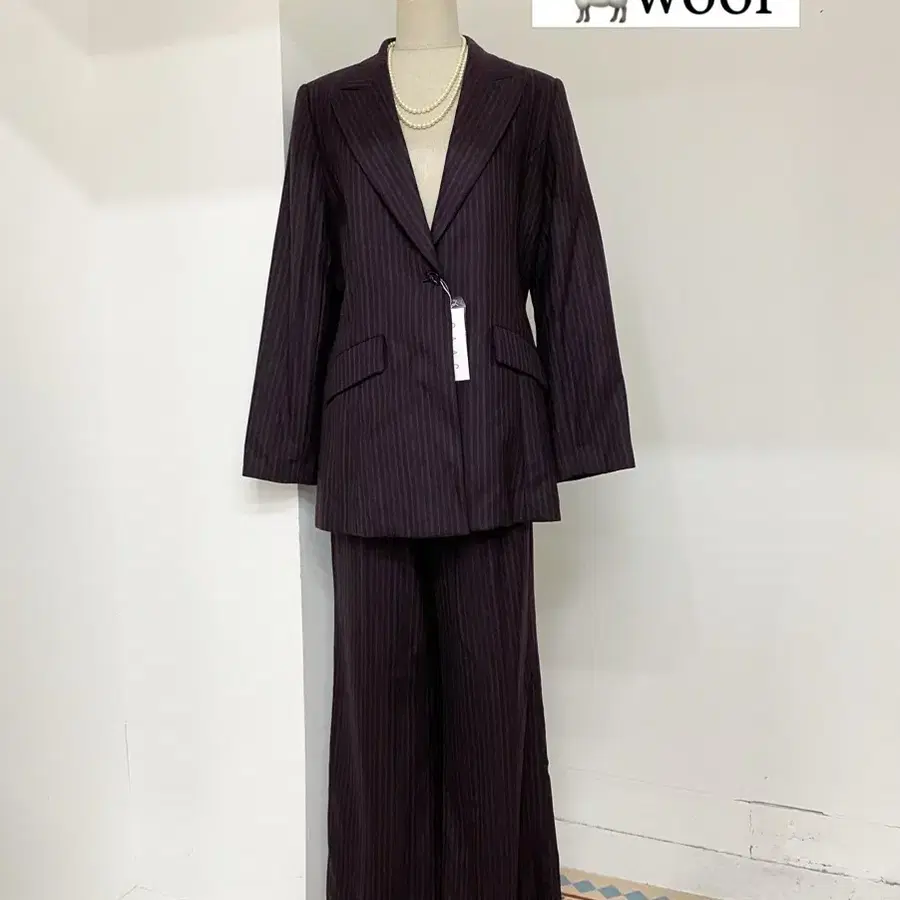 퍼플 스트라이프 양모 정장셋업