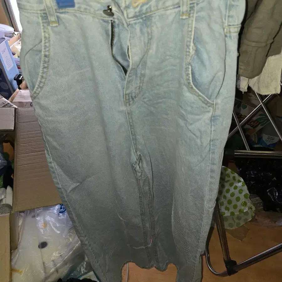 연청 워싱 데님 팬츠