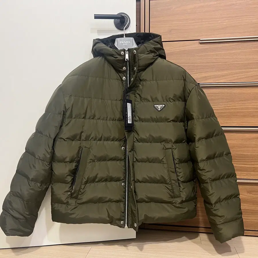 프라다 패딩 PIUMINI SGD271 (카키색) 사이즈 S