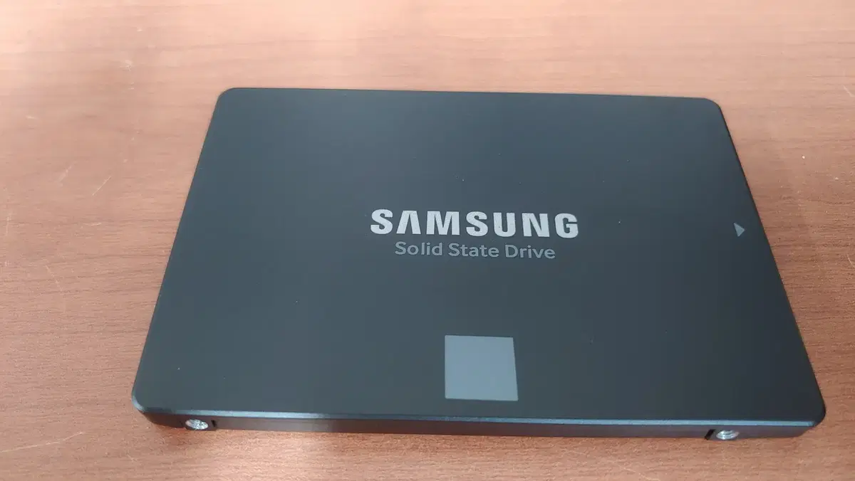 삼성 860 EVO 250G SSD 2.5" 중고 판매합니다.