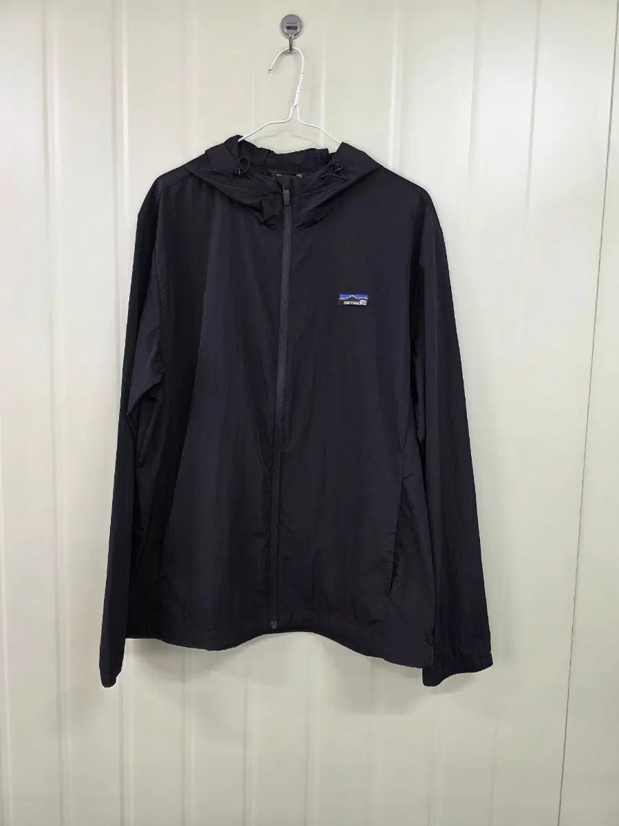 NEPA ISENBERG 바람막이 블랙 100