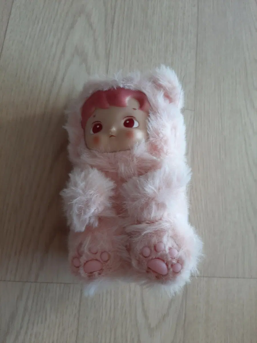 인형 핑크색 털옷