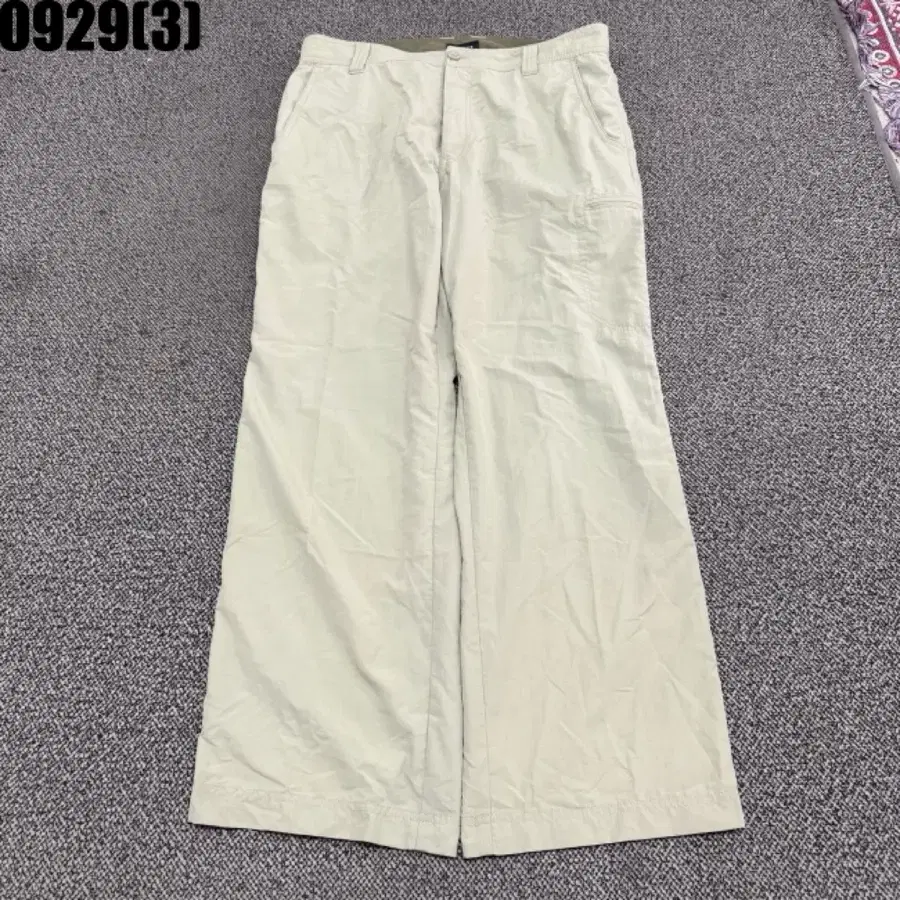 VanHeusen 베이지색 통바지 32/29 0929
