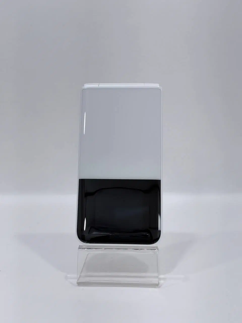 A급)스타일폴더2 화이트 32GB Y2419