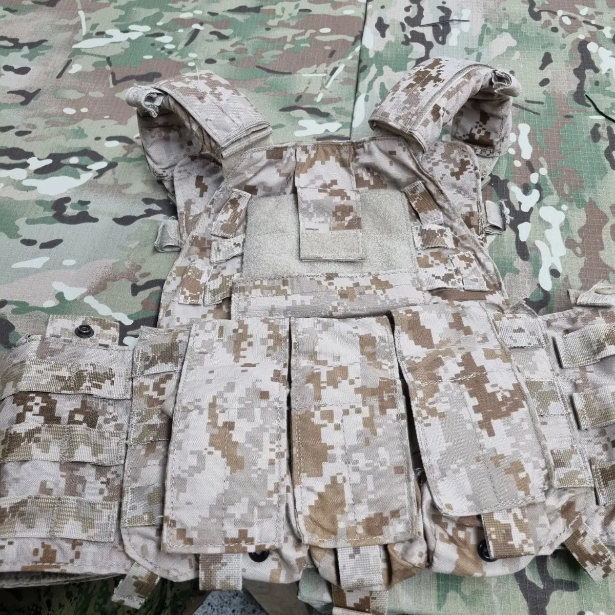 AOR1 LBT 6094K