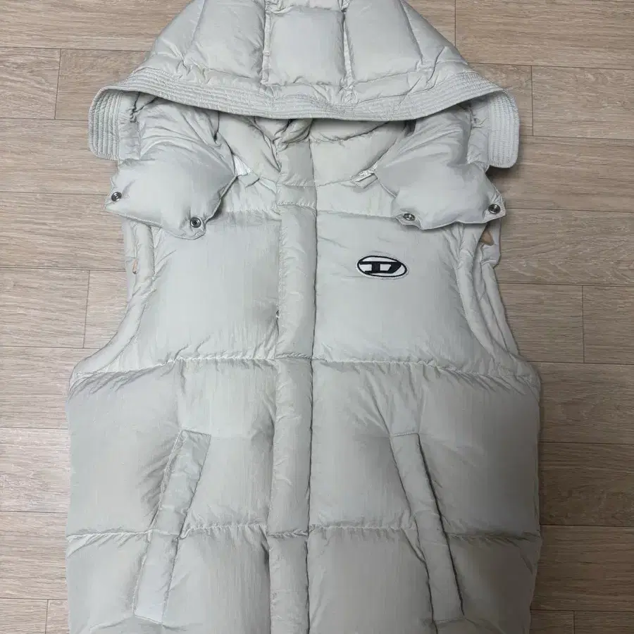 디젤 패딩 조끼