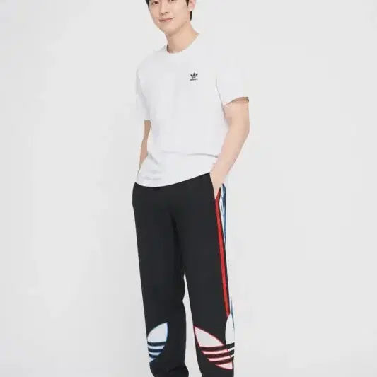 남M/아디다스 트라이컬러 트랙팬츠 (사진참고)