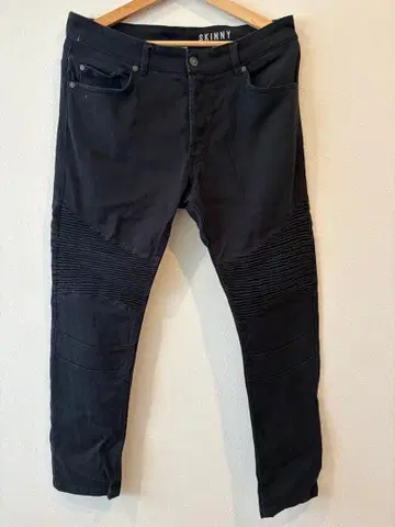 H&M DIVIDED 스키니 팬츠 데님 블랙 33/30