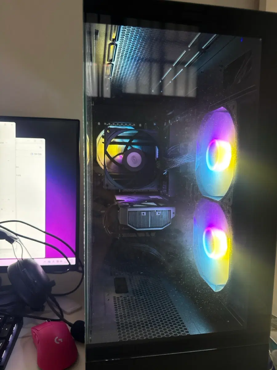고성능 게이밍 컴퓨터 5060ti 모니터 키보드 마우스 판매합니다