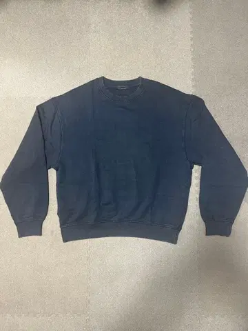 [ 새상품급 ] ZARA 크루넥 맨투맨 블랙 S