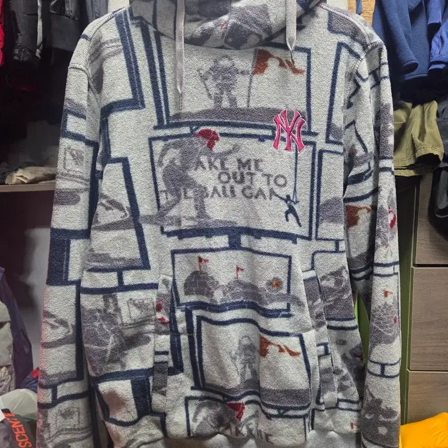 뉴욕 양키스 패턴 후드티
