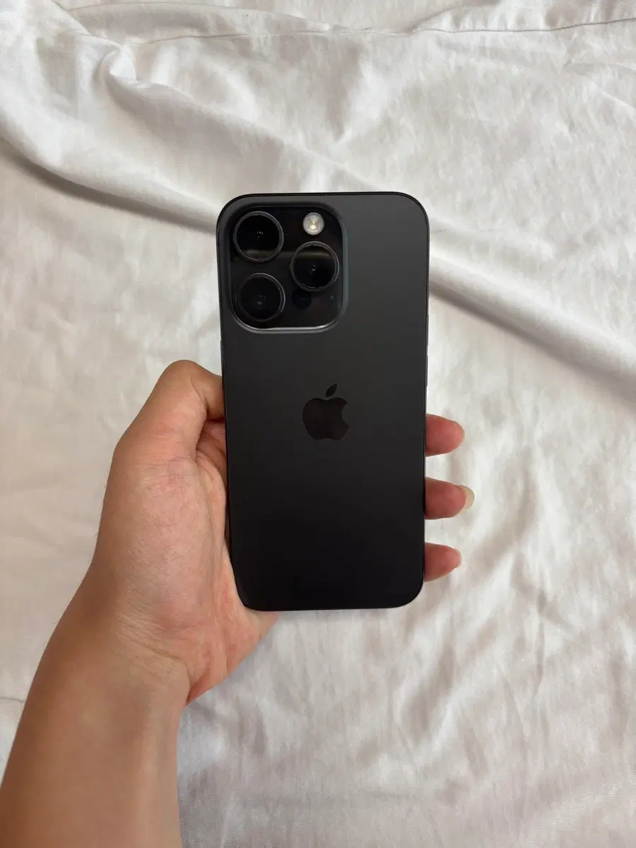 S급 아이폰 15pro256GB 네추럴 블랙 (배터리87%)
