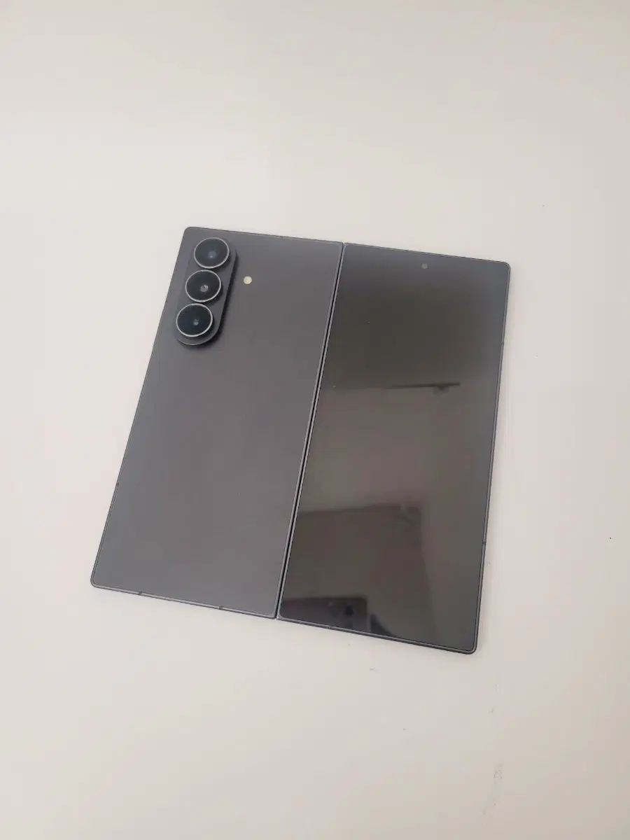 갤럭시Z폴드7 512GB 자급제 판매합니다!