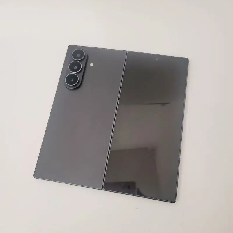 갤럭시Z폴드7 512GB 자급제 판매합니다!
