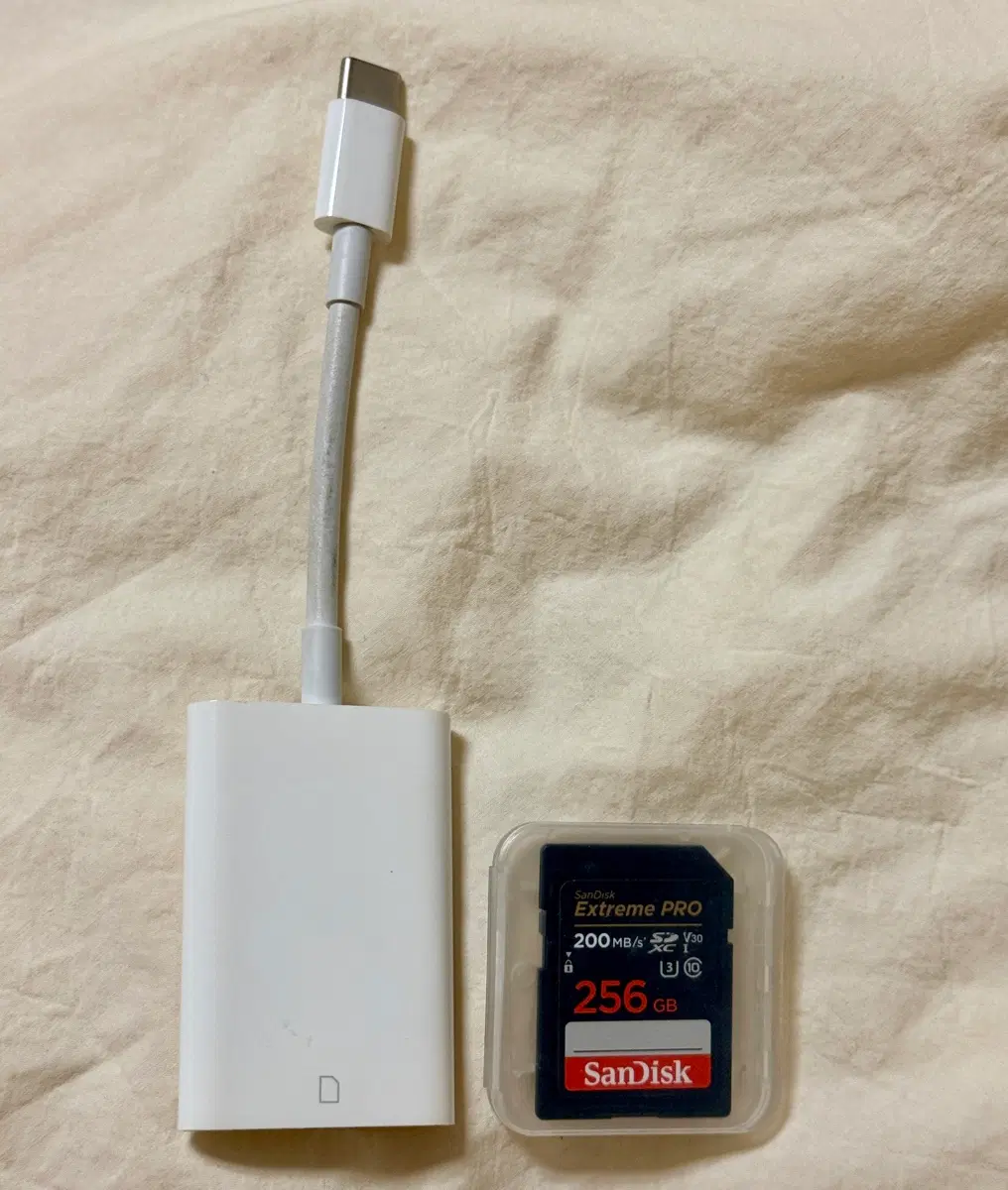 샌디스크 익스트림 프로 256GB + 애플 정품 리더기