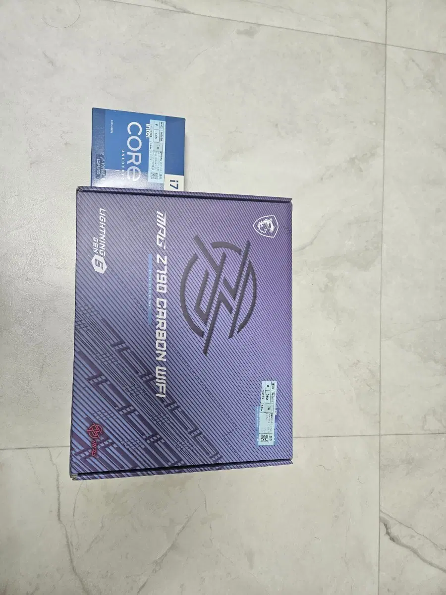 MSI MPG Z790 CARBON WIFI 메인보드 + 인텔 i7 13700k CPU