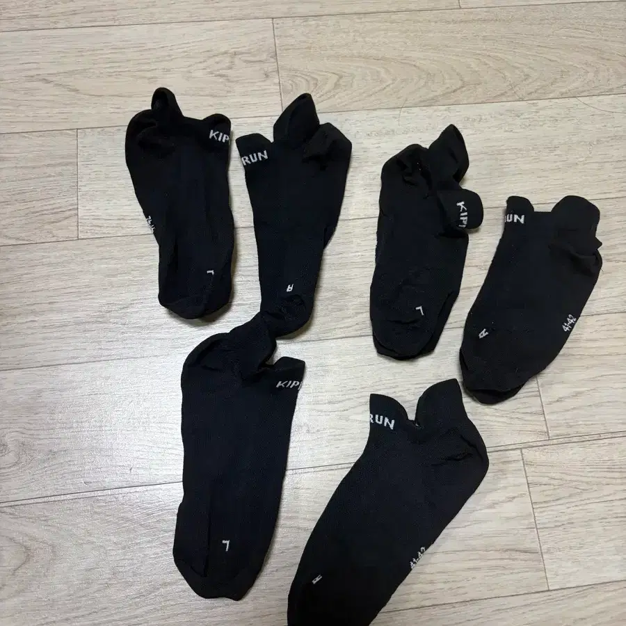 (260) 데카트론 런 900 러닝 양말 블랙 3켤레
