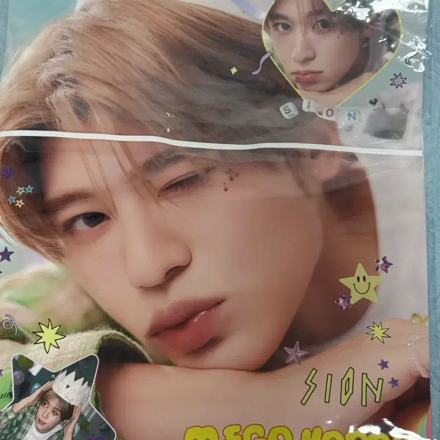 엔시티 위시 메가 커피 생일 포스터 시온