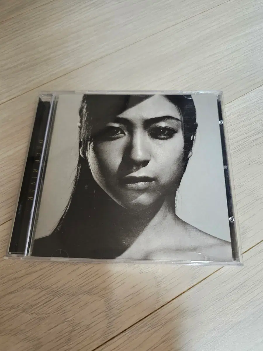 우타다 히카루 앨범 3집 deep river