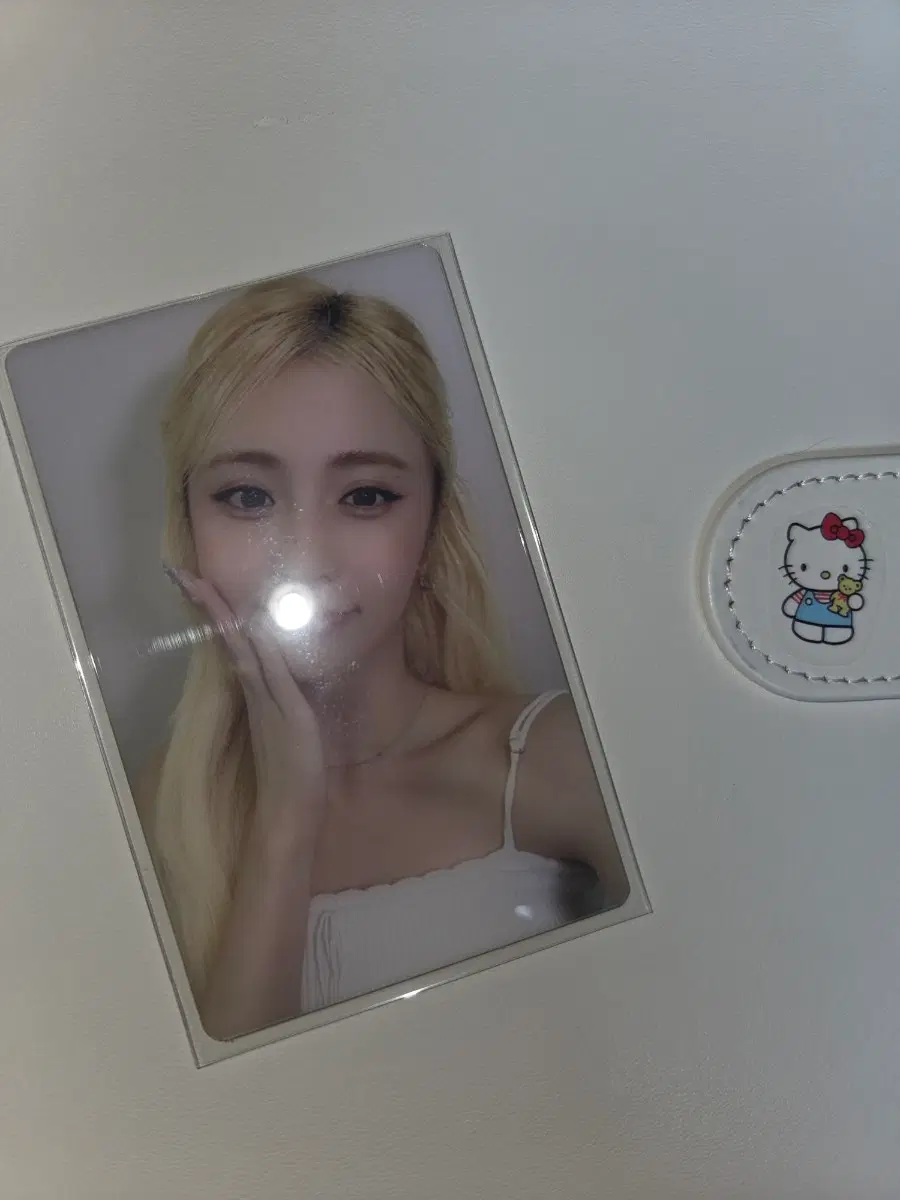 르세라핌 메이드마이나이트 허윤진 컴팩트 위버스 포카