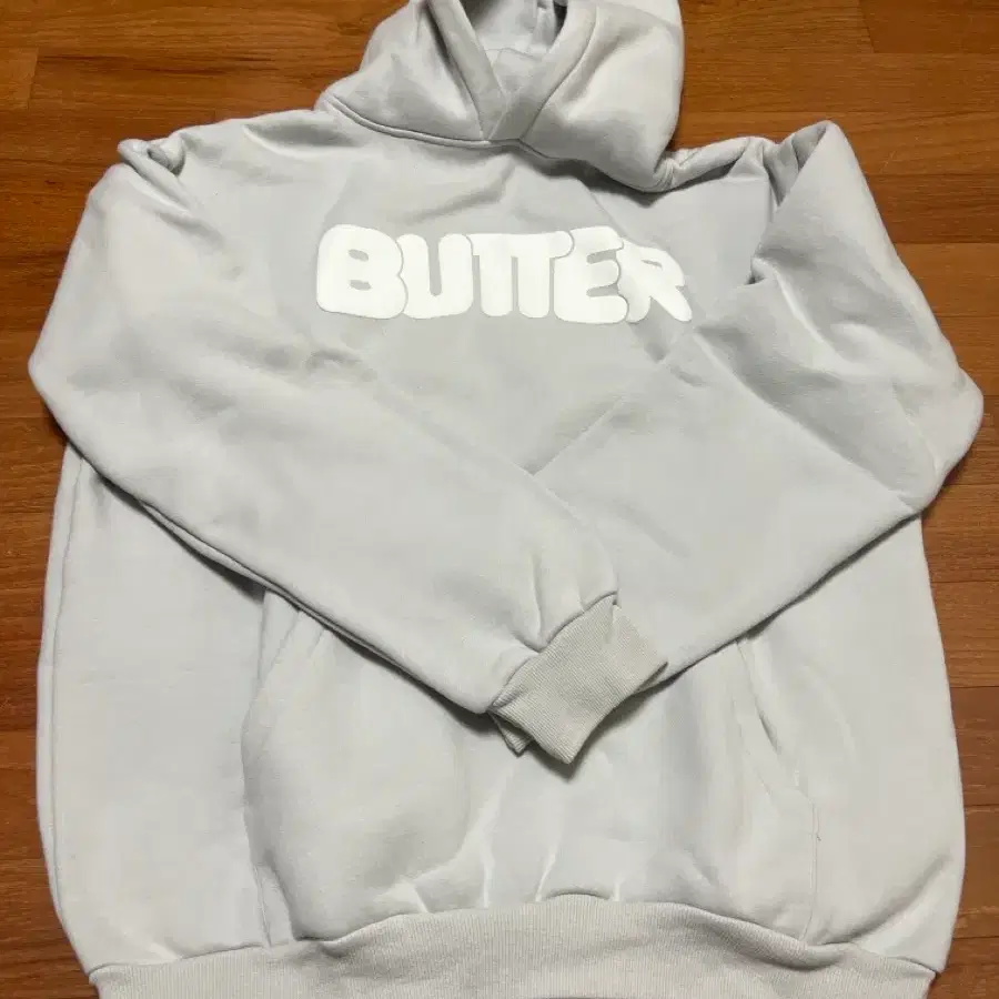 버터 butter 후드티