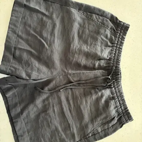 ZARA 반바지 M 사이즈