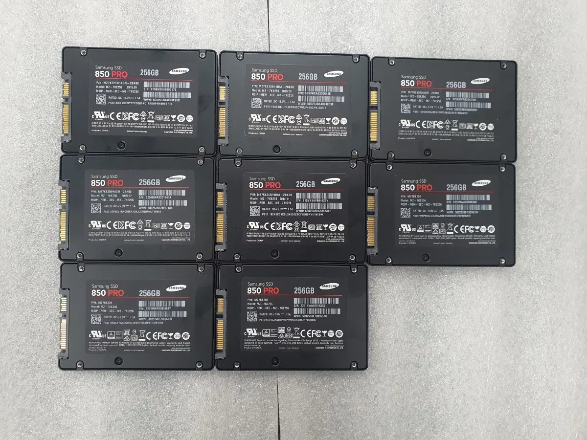 컴퓨터 저장장치 삼성 85OPRO 2.5인치 SSD 256GB