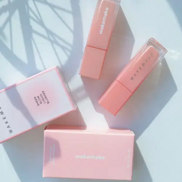 웨이크메이크 쉬어 글로우 리퀴드 블러셔 모닝발레