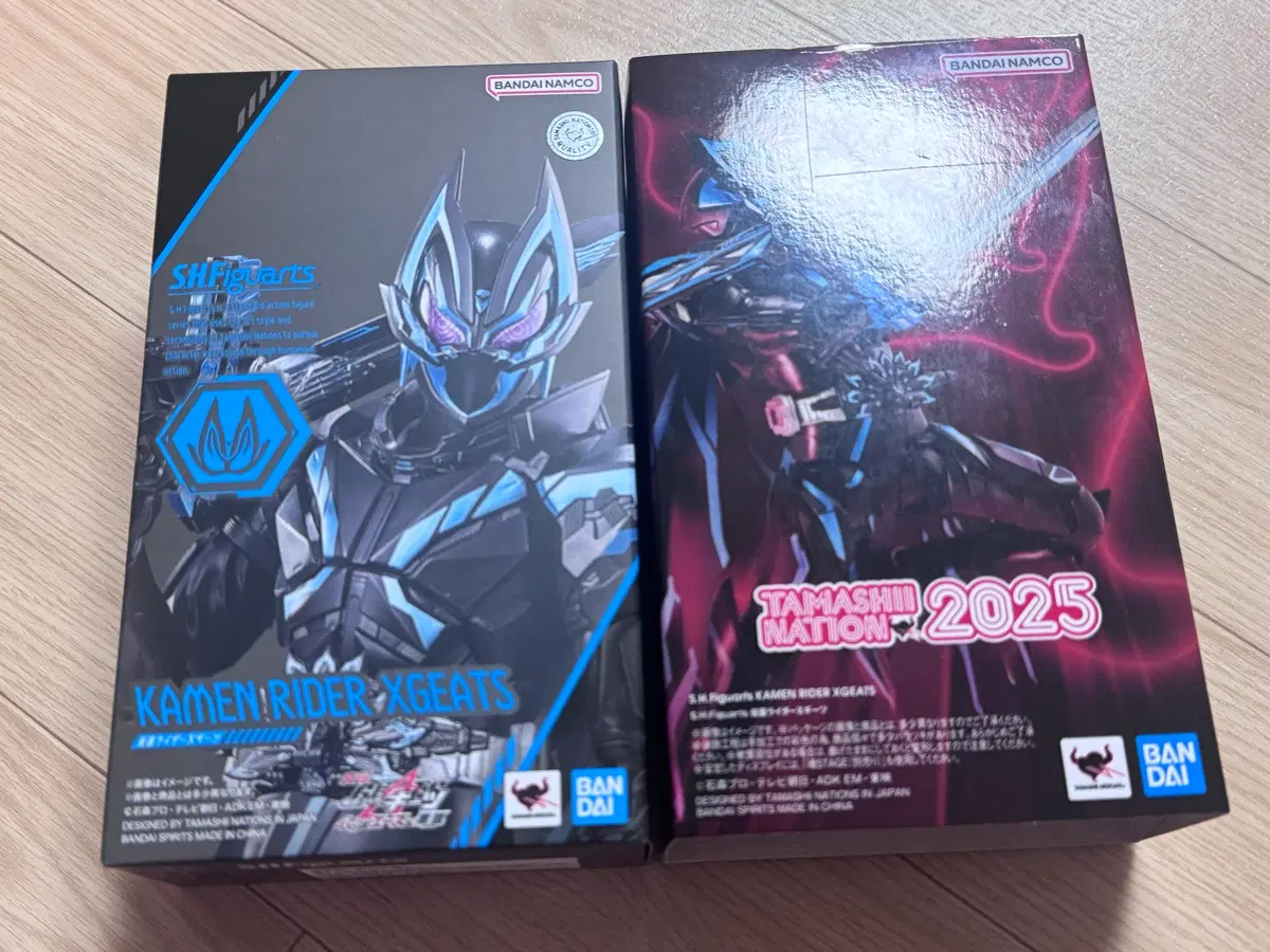 반다이 S.H.Figuarts 가면라이더 크로스 기츠